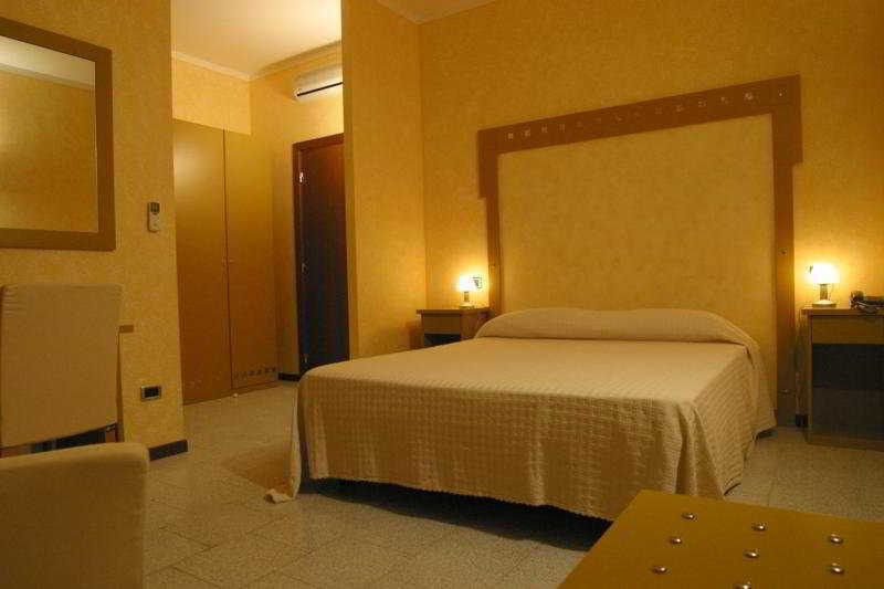 Aquamaris Hotel Sala Baganza Exterior photo