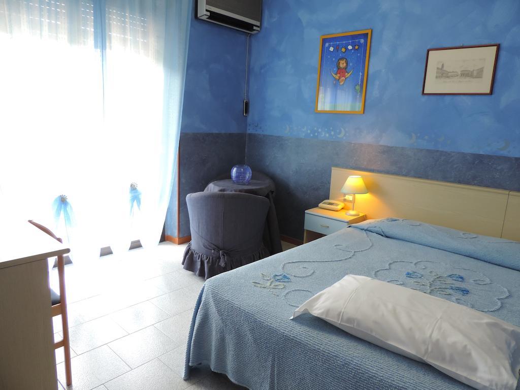 Aquamaris Hotel Sala Baganza Room photo
